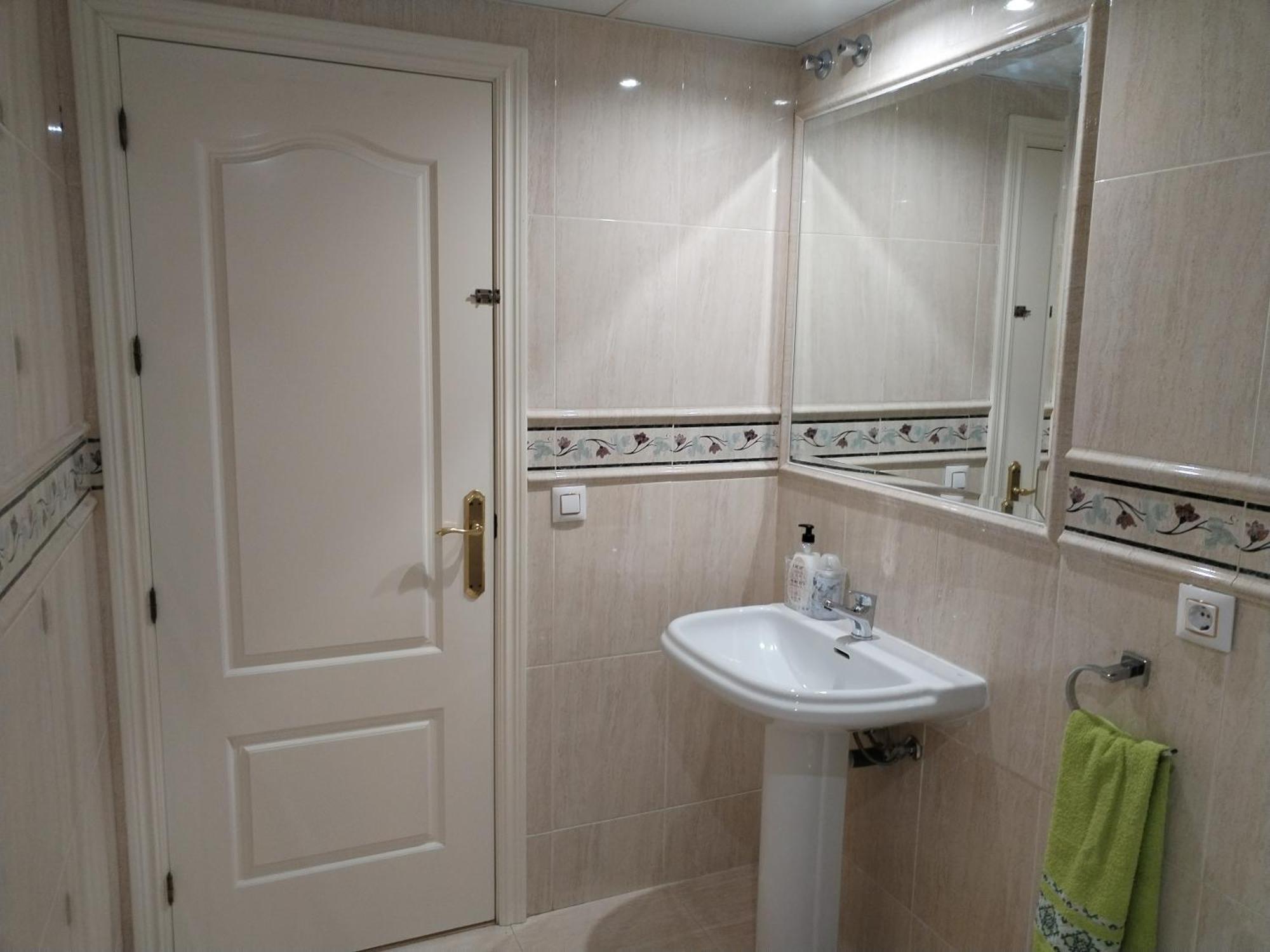 Apartamento Con Parking Privado Gratis Incluido Cordoba Luaran gambar