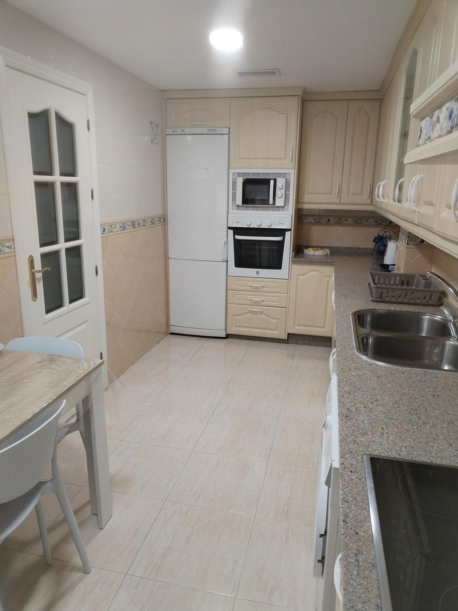 Apartamento Con Parking Privado Gratis Incluido Cordoba Luaran gambar